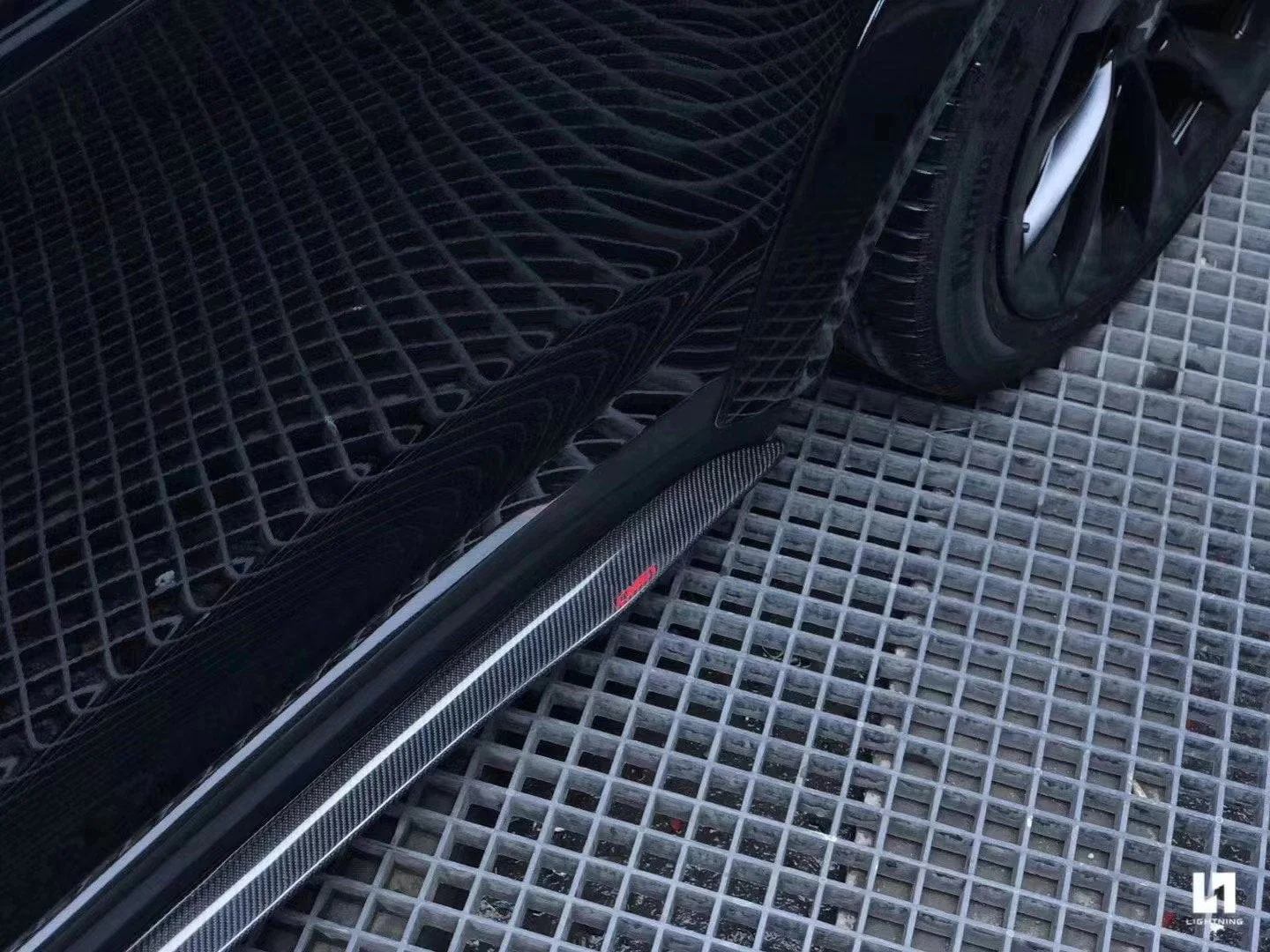 CMST Carbon Fiber Full Body Kit for Tesla Model X 2016-2021 - Image 12