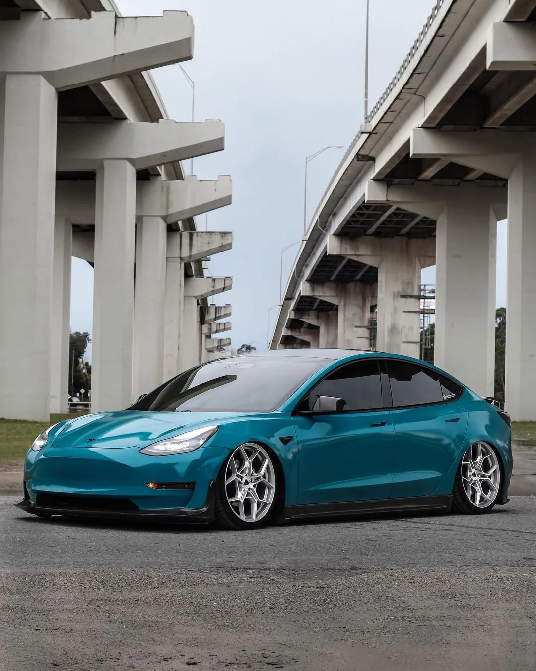 CMST Tesla Model 3 Carbon Fiber Full Body Kit Style E - Image 20