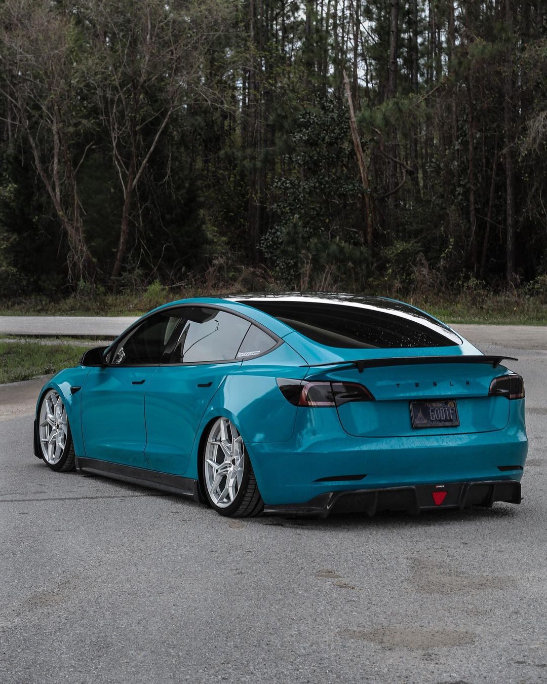 CMST Tesla Model 3 Carbon Fiber Full Body Kit Style E - Image 22