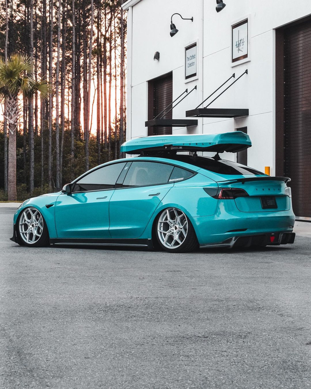 CMST Tesla Model 3 Carbon Fiber Full Body Kit Style E - Image 70