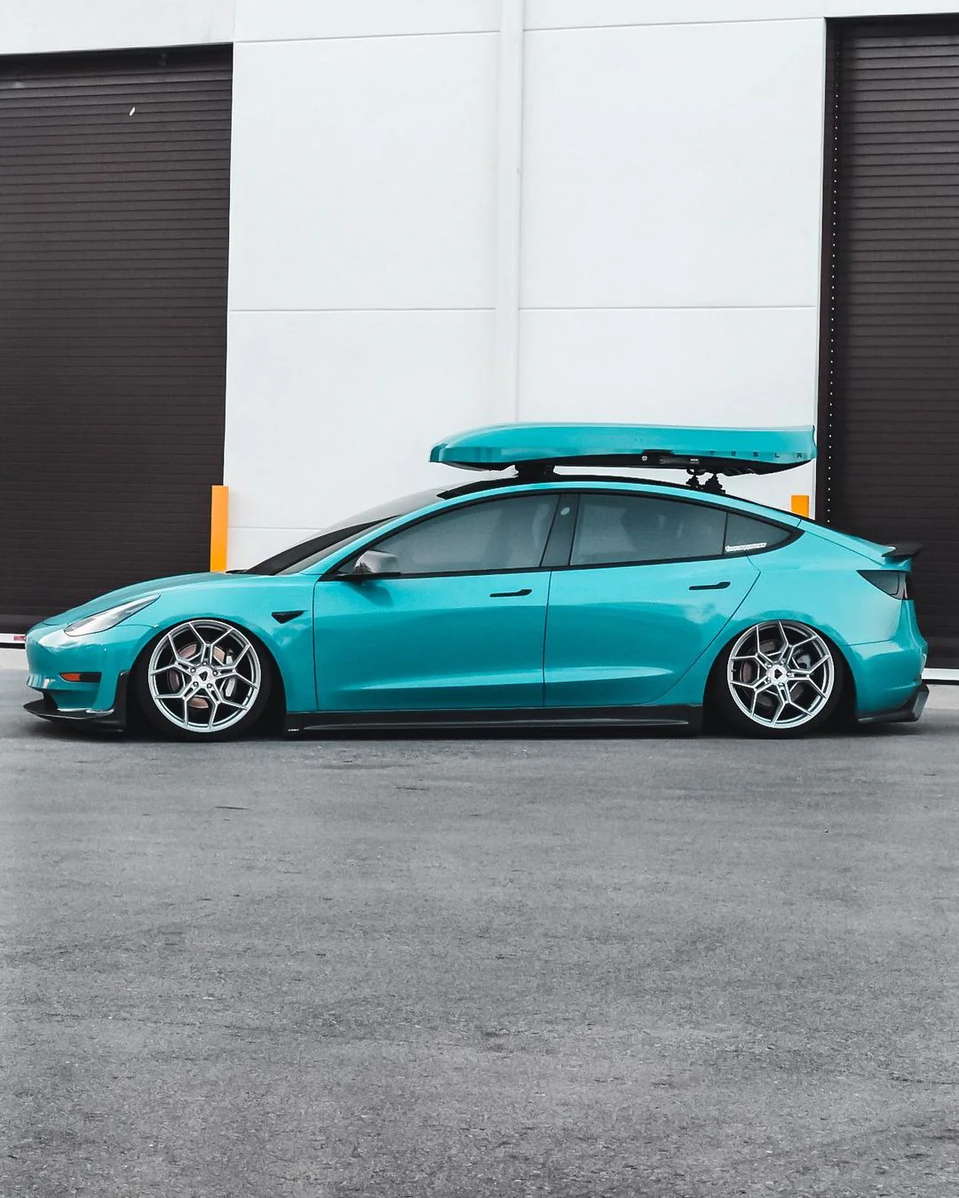 CMST Tesla Model 3 Carbon Fiber Full Body Kit Style E - Image 72