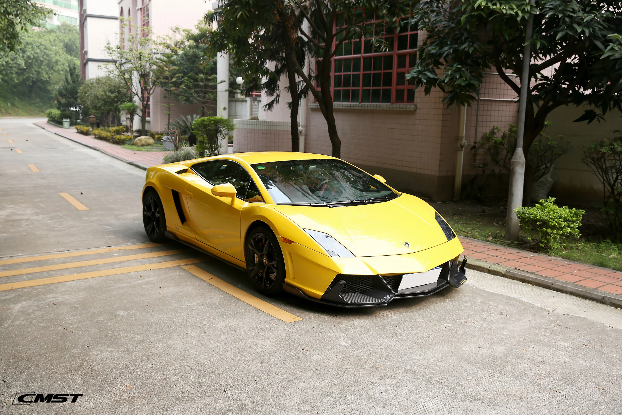 CMST Carbon Fiber Full Body Kit for Lamborghini Huracán LP550 09-13 - Image 22