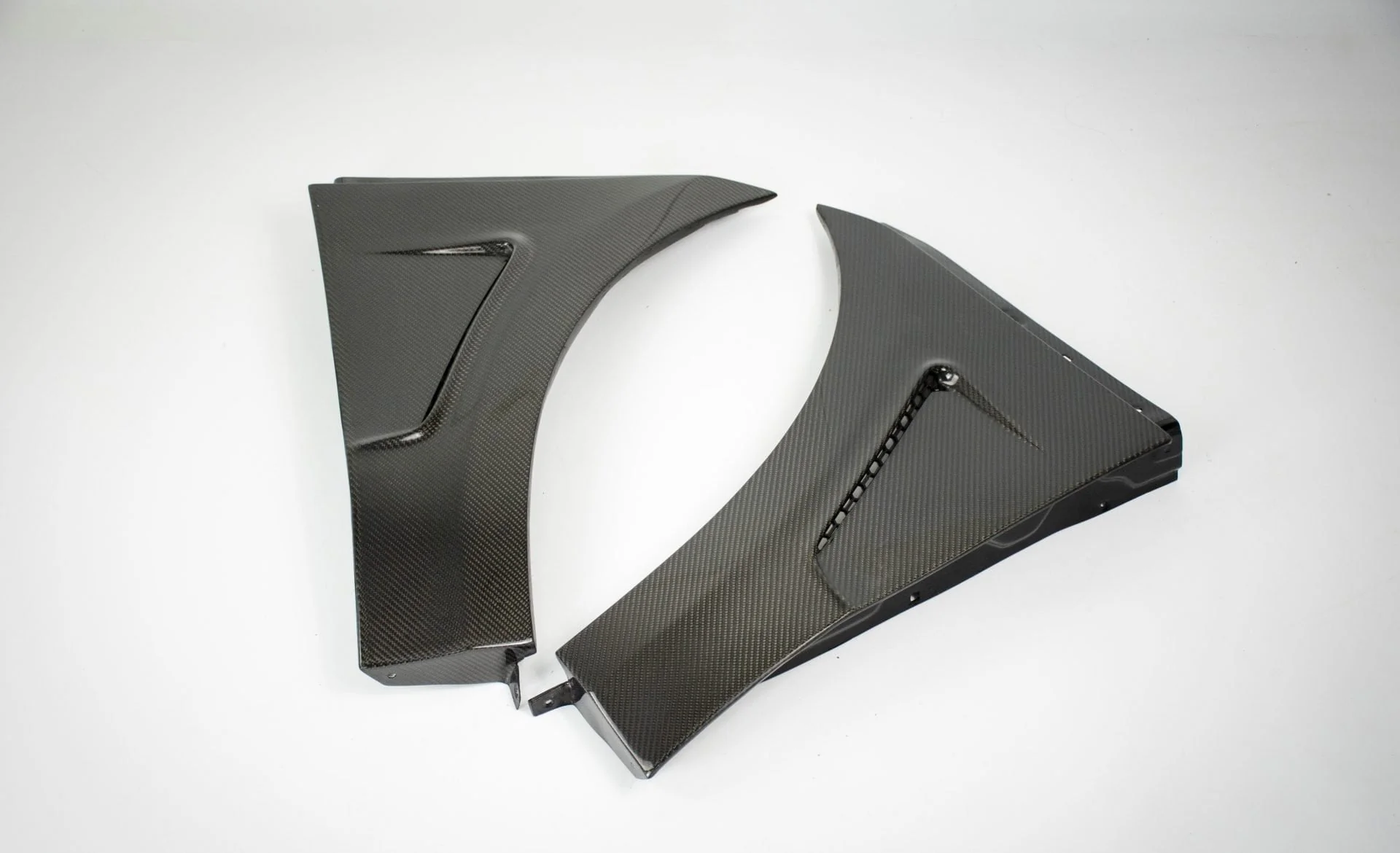 CMST Tuning Carbon Fiber Full Body Kit for Porsche Macan & Macan S 2014-2017 - Image 16