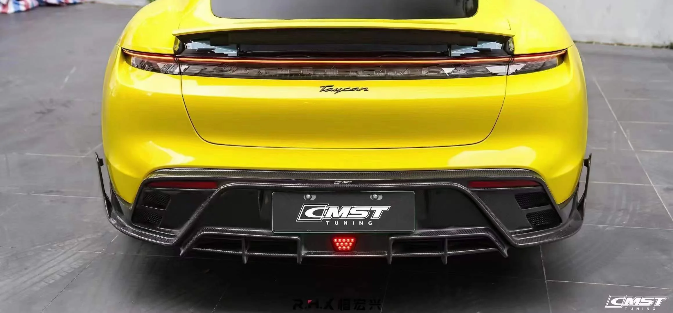 CMST Porsche Taycan Base / 4 / 4S (2020-2025) CMST Carbon Fibre Aero Body Kit - Image 7