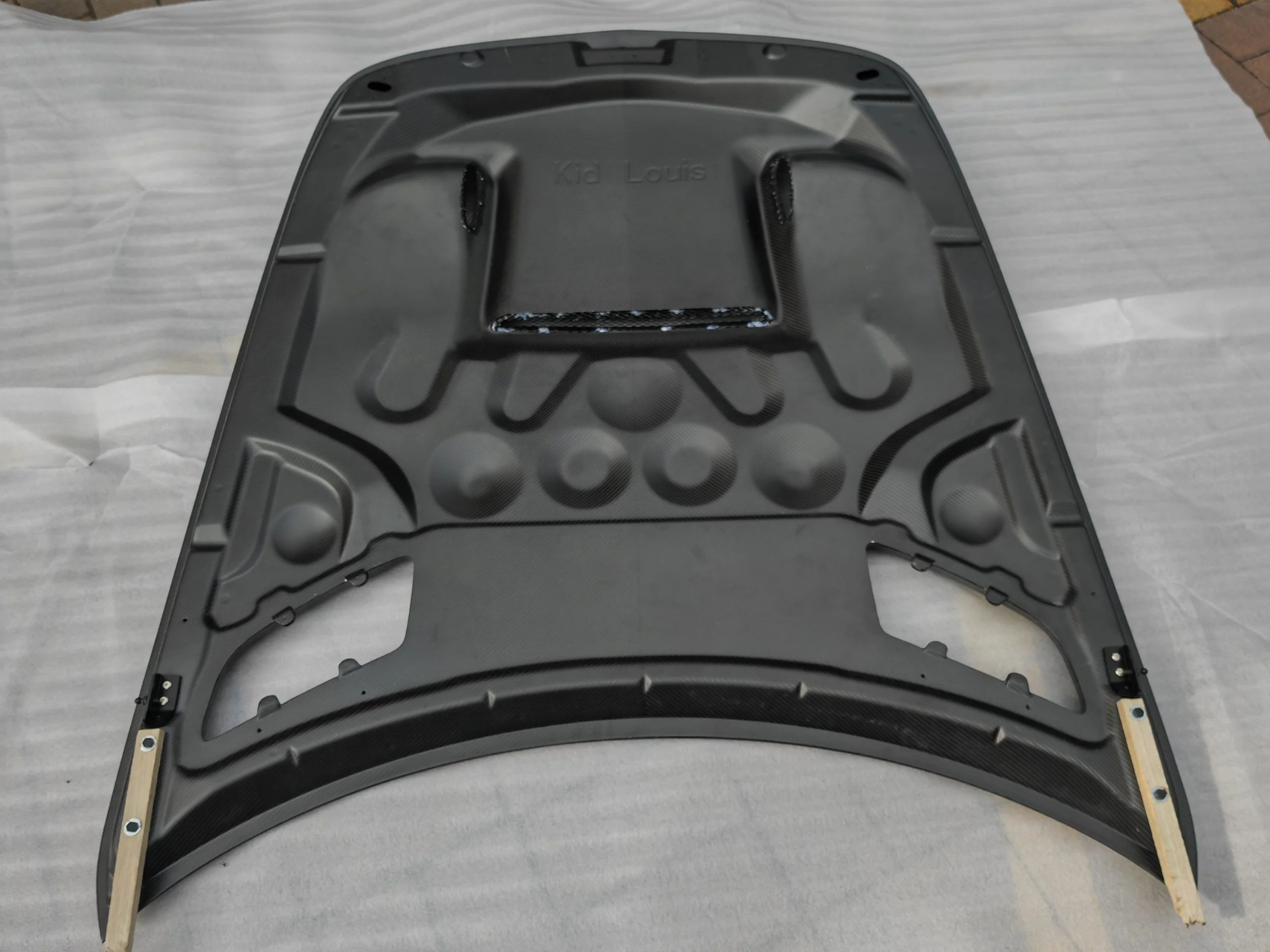 Kid Louis Mercedes Benz C190 AMG GT GTS GTC GTR Dry-Carbon Fiber Hood / Bonnet Black Series Style 2015 - 2021 - Image 8