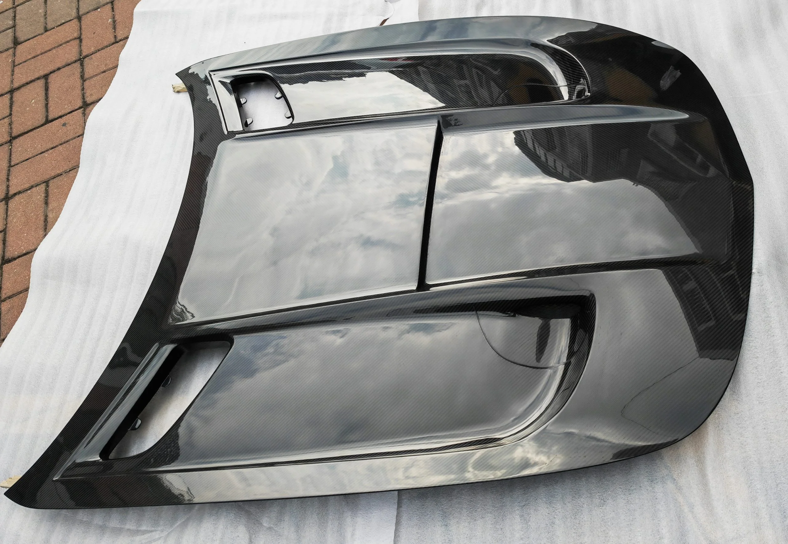 Kid Louis Mercedes Benz C190 AMG GT GTS GTC GTR Dry-Carbon Fiber Hood / Bonnet Black Series Style 2015 - 2021 - Image 9