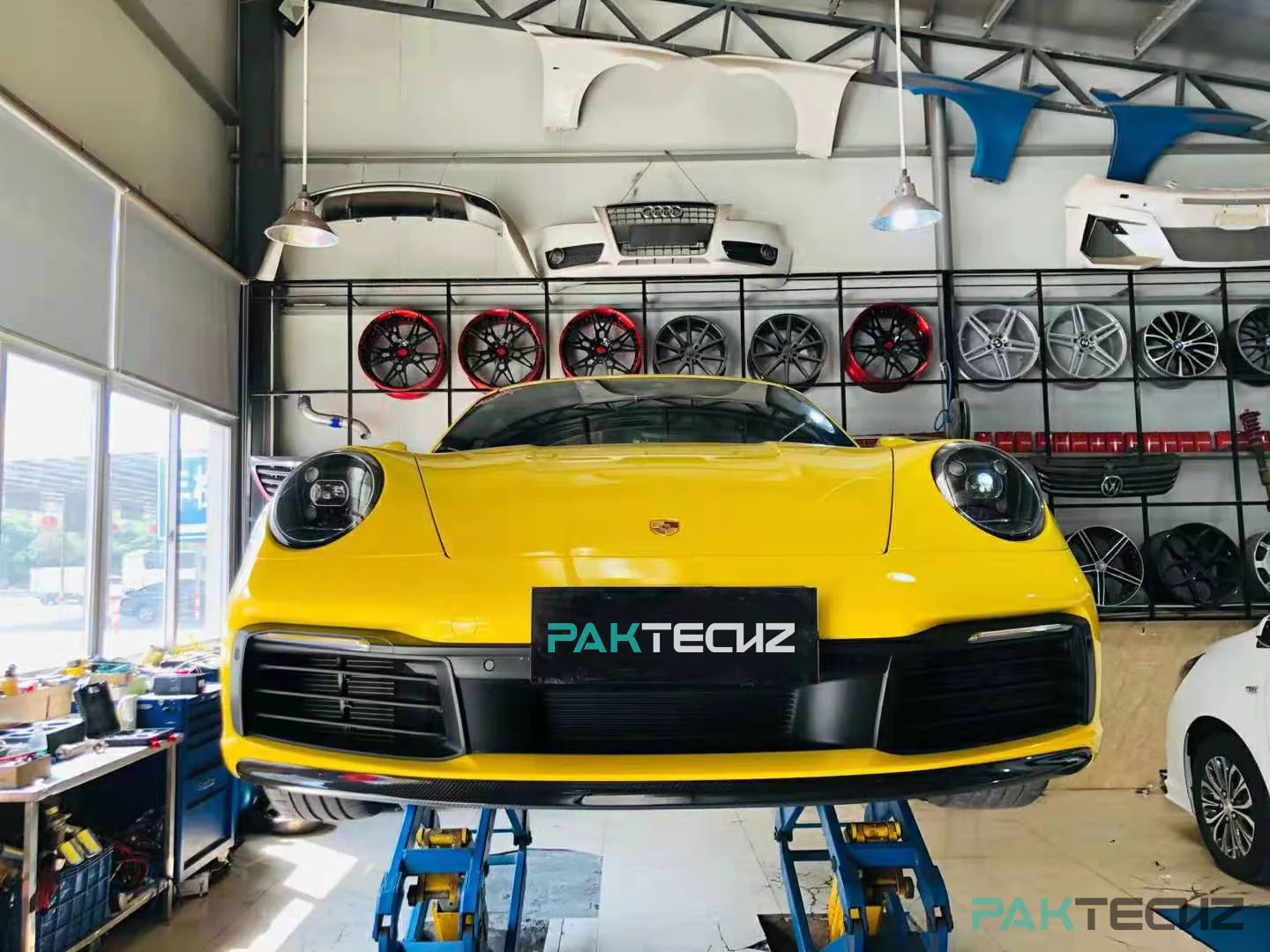 Paktechz Porsche 911 992.1 Carrera, Carrera S Full Dry Carbon Aerodynamics kit 2019-2024 - Image 19