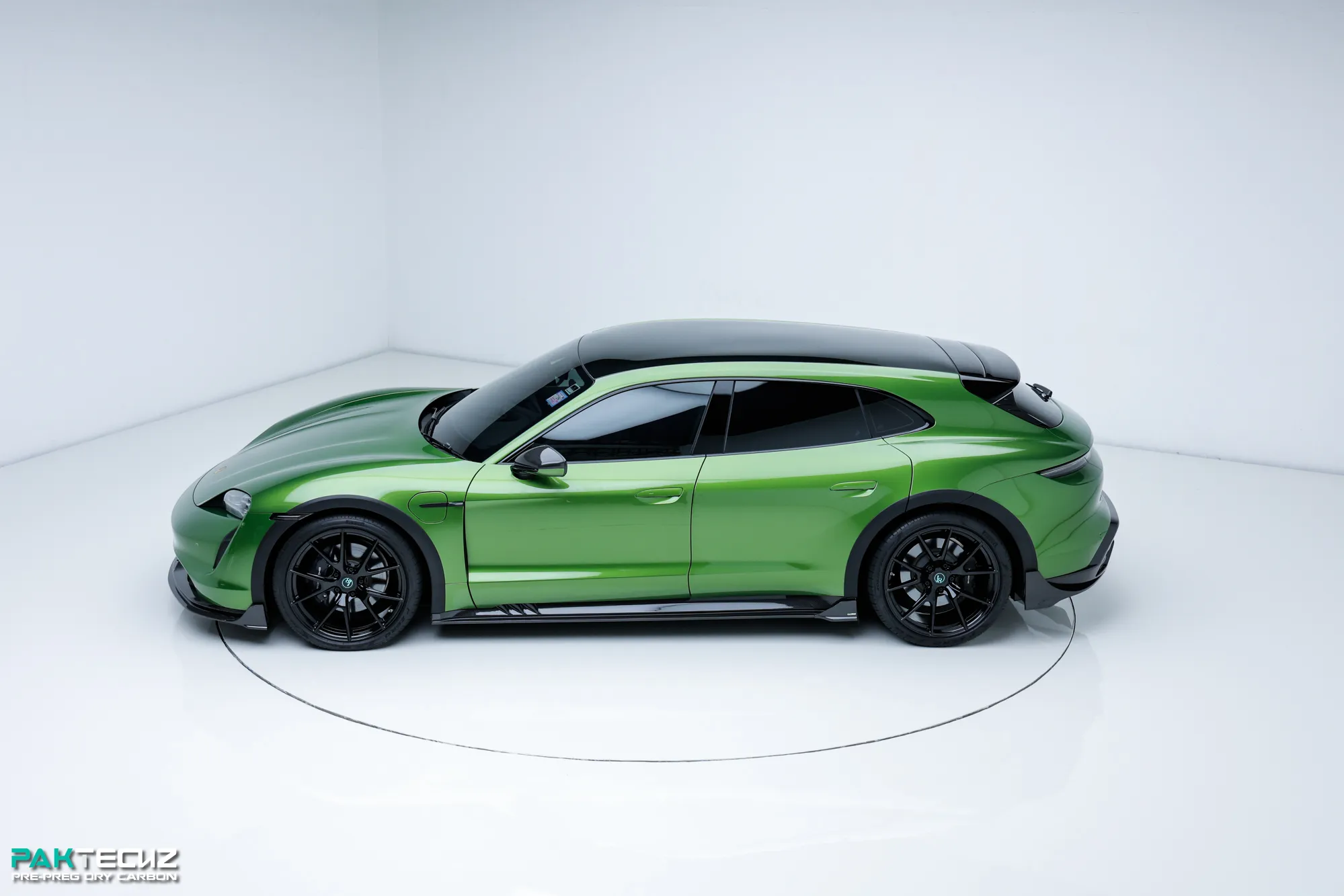 Porsche Taycan / Turismo Paktechz Full Dry Carbon Aerodynamics kit - Image 7