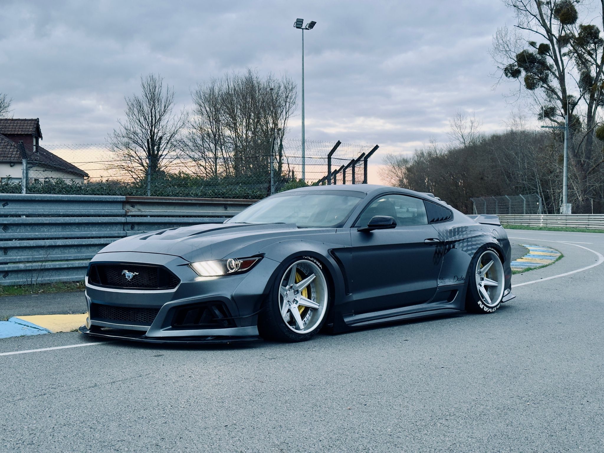 Robot Craftsman Ford Mustang V2 Fibre Glass Reinforced Plastic Complete Body Kit 2015-2023 - Image 8