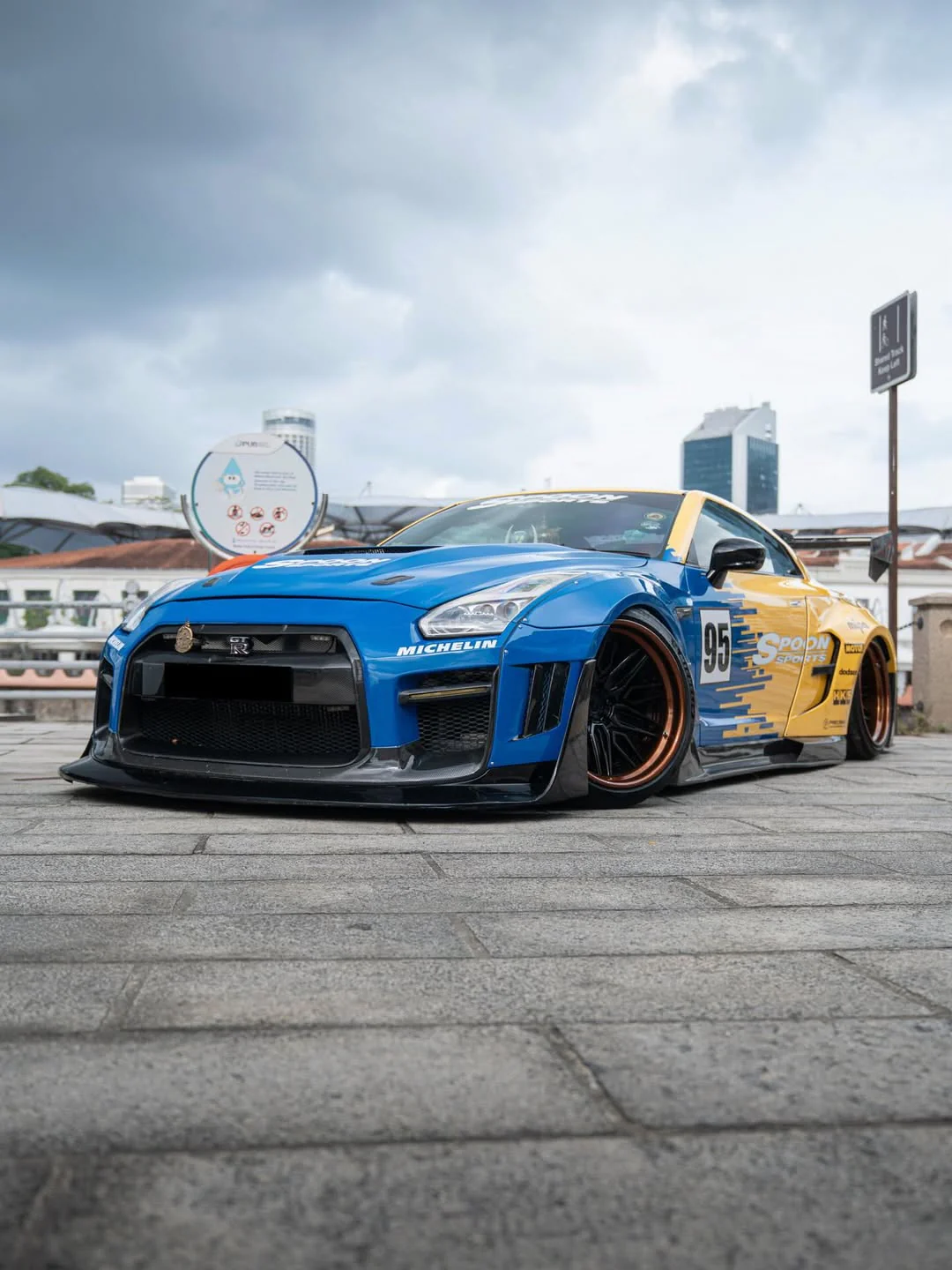 Robot Craftsman Nissan GTR Body Kit R35 WIDEBODY Fibre Glass Reinforced Plastic Complete Body Kit (FRP) - Image 13