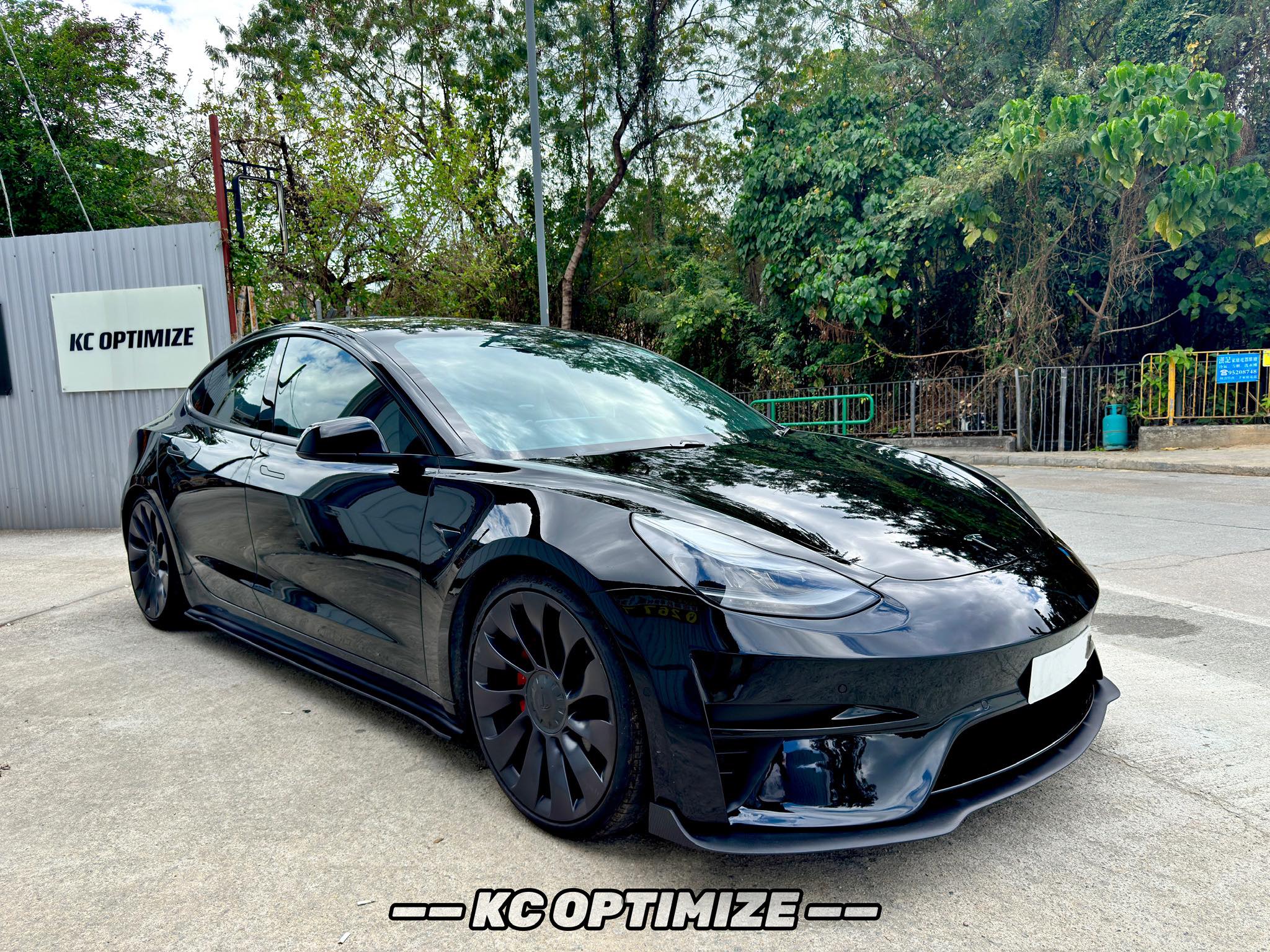 Robot Craftsman Tesla Model 3 "Crypton" Front Bumper & Front Lip - Image 11
