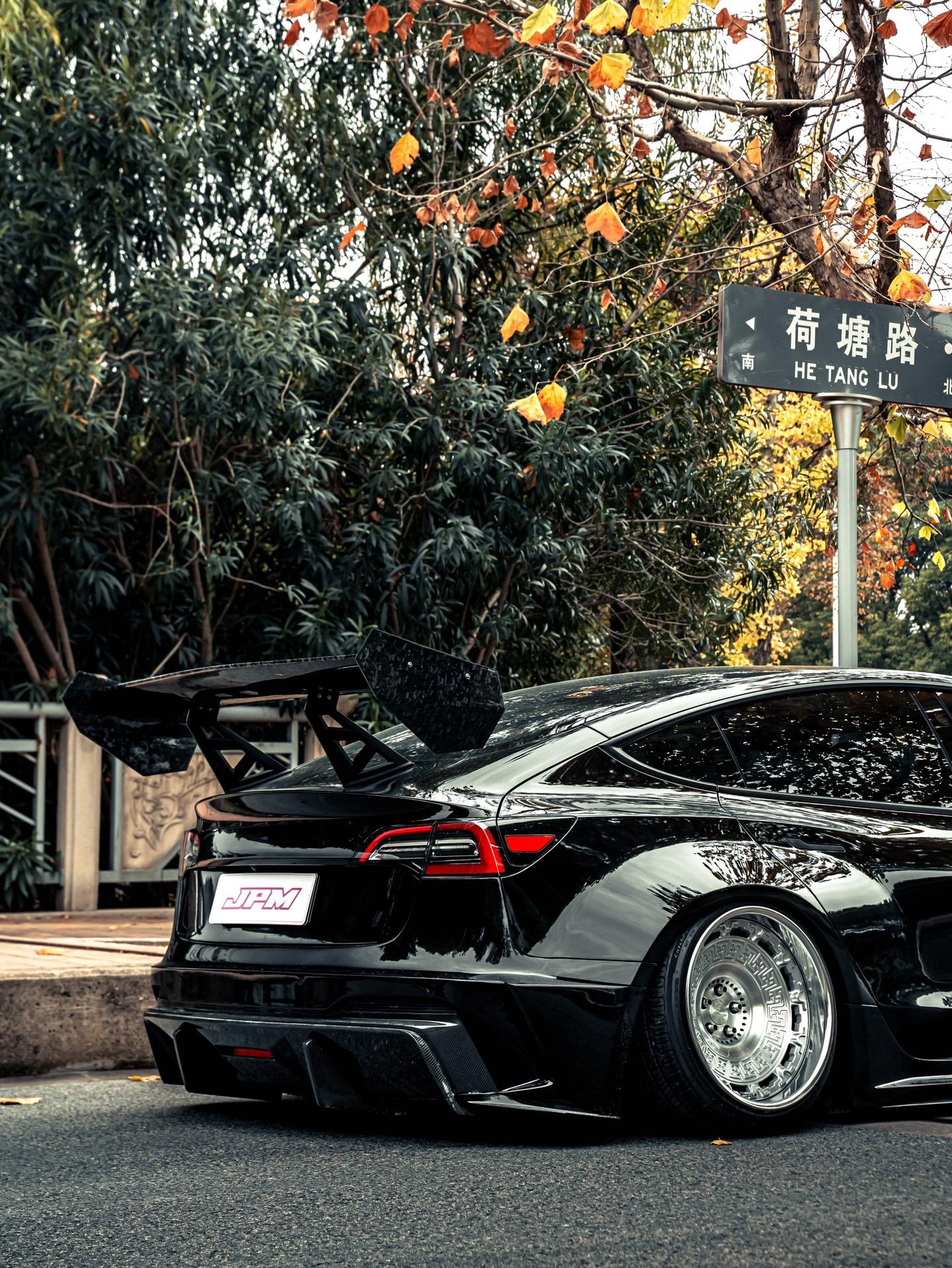 Robot Craftsman Tesla Model 3 2017-2023 “HACKER” Widebody FRP & Partial Carbon Full Kit - Image 12