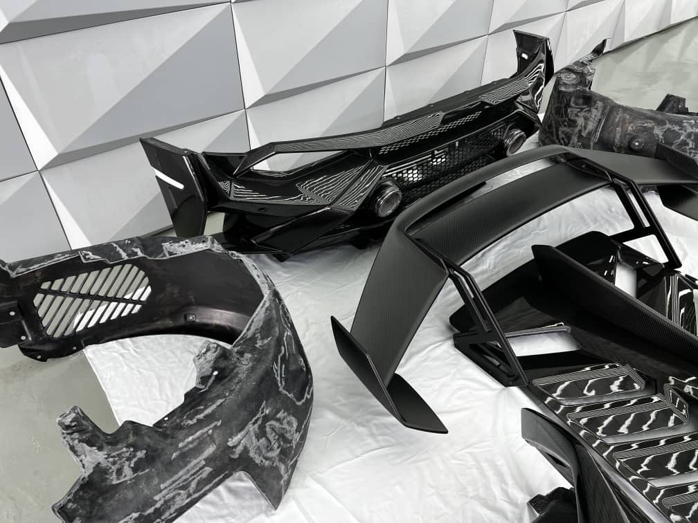 SD Dynamics Lamborghini Huracan to STO Conversion Dry-Carbon Full Body Kit - Image 32