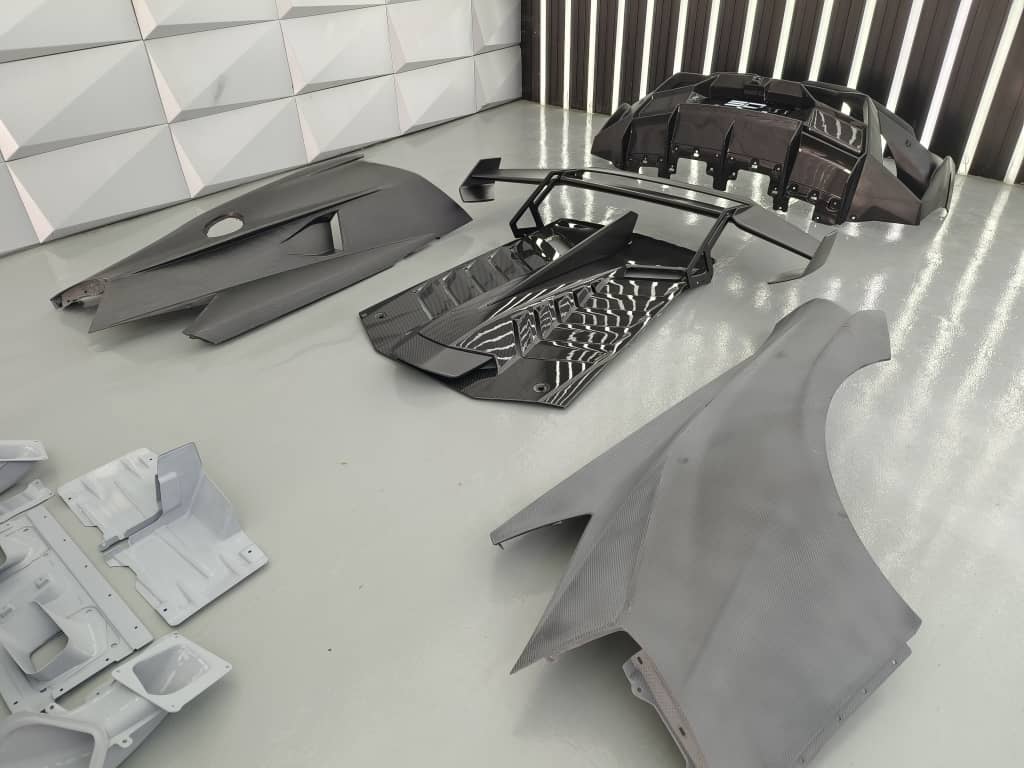 SD Dynamics Lamborghini Huracan to STO Conversion Dry-Carbon Full Body Kit - Image 35