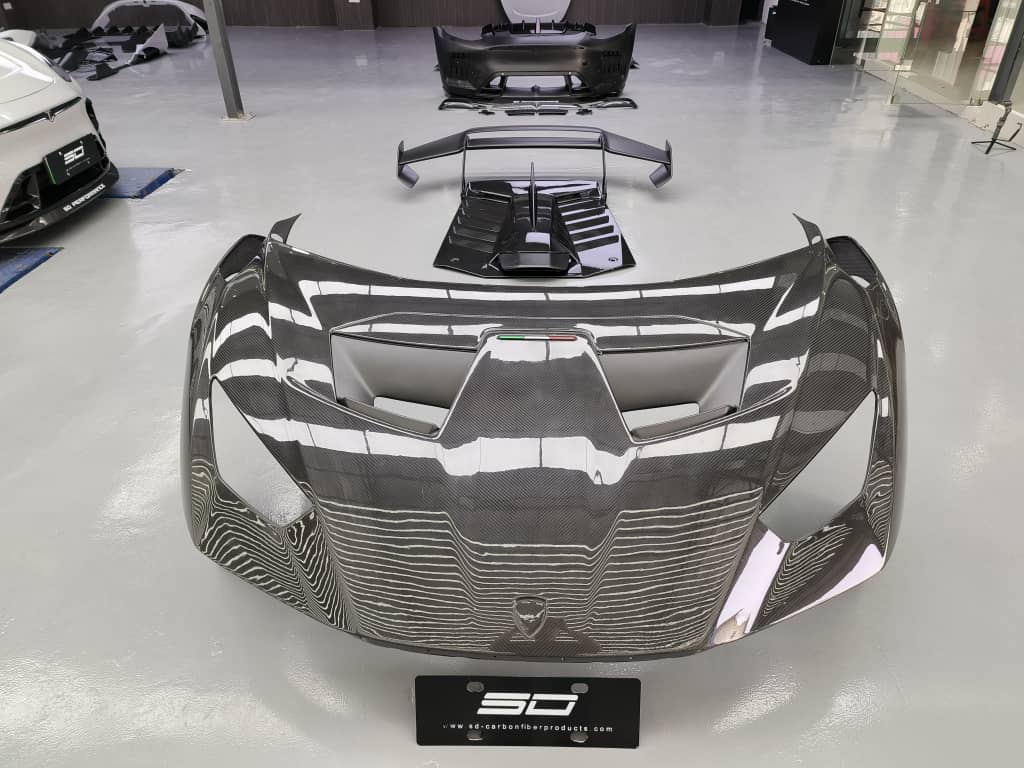 SD Dynamics Lamborghini Huracan to STO Conversion Dry-Carbon Full Body Kit - Image 36