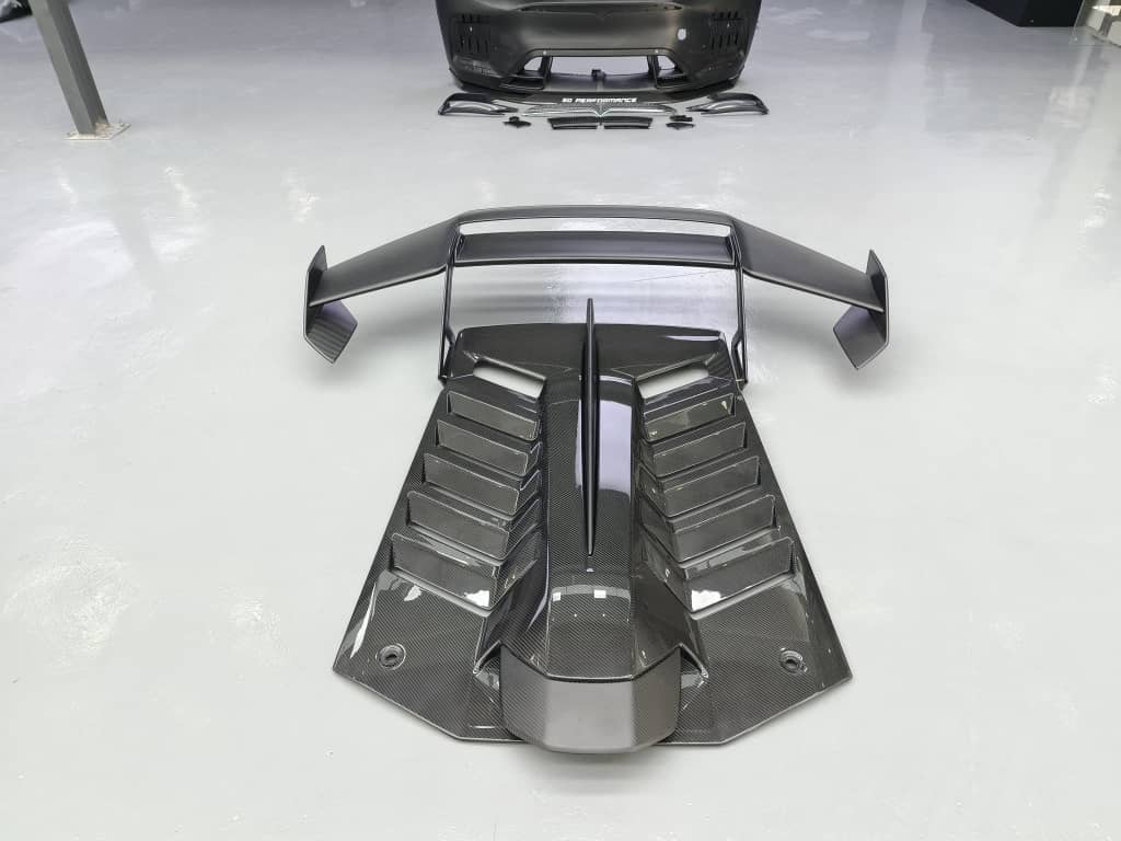 SD Dynamics Lamborghini Huracan to STO Conversion Dry-Carbon Full Body Kit - Image 39