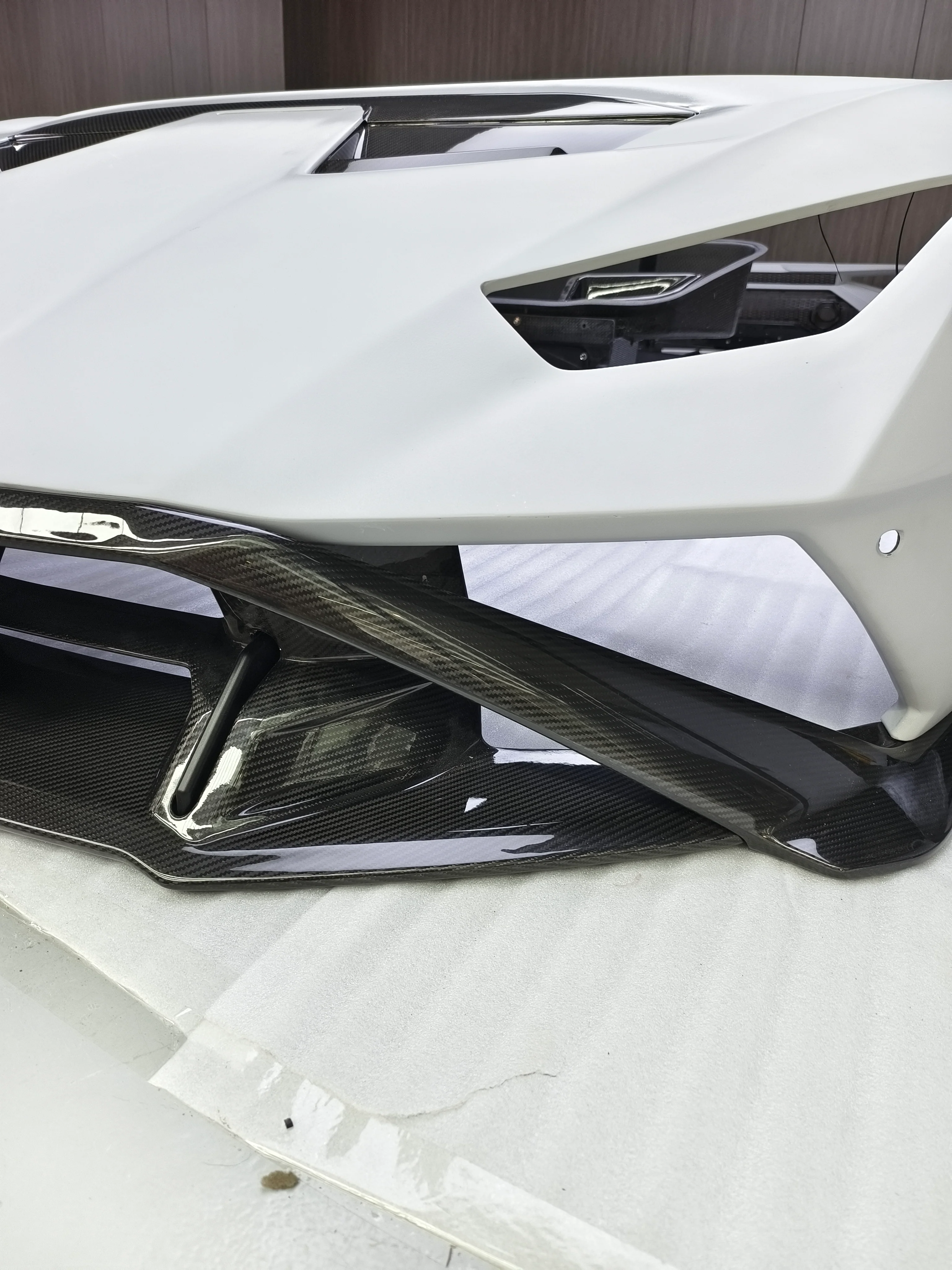 SD Dynamics Lamborghini Huracan to STO Conversion Dry-Carbon Full Body Kit - Image 44
