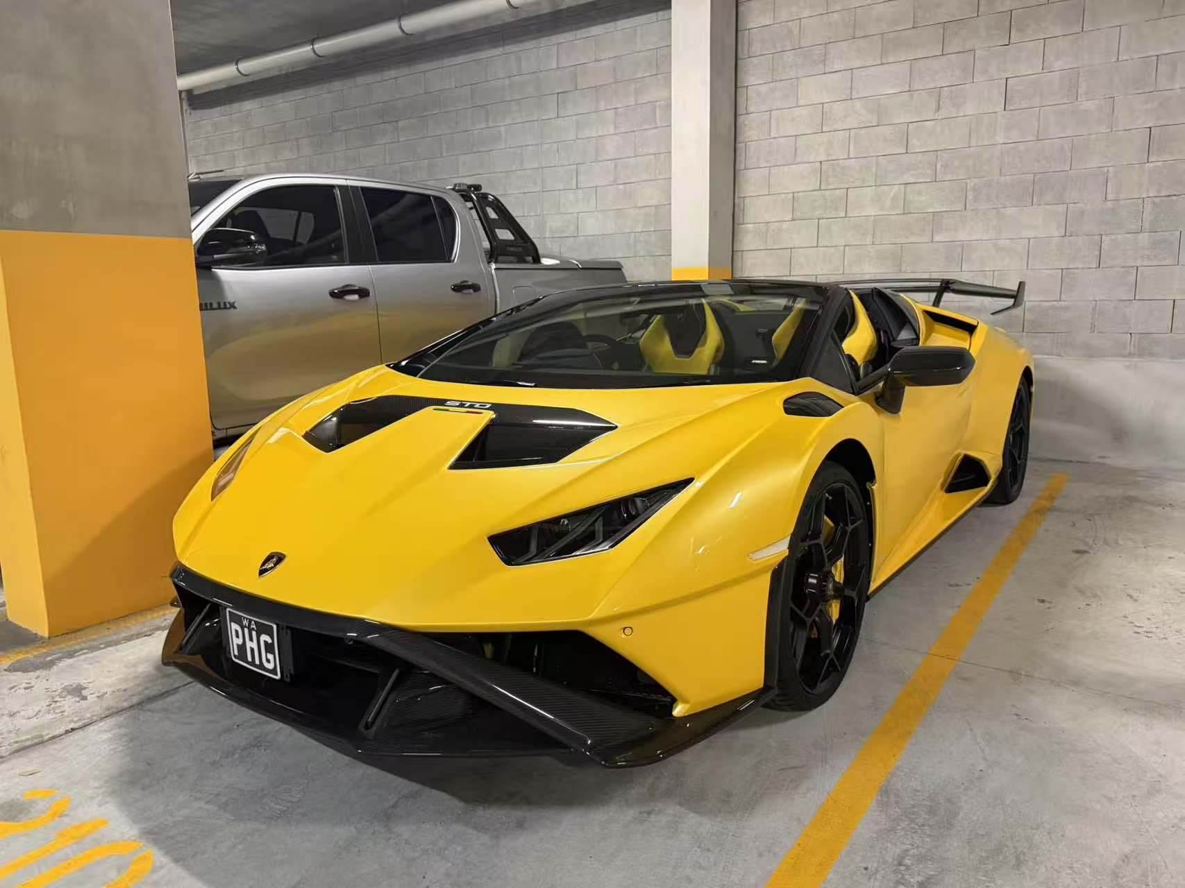 SD Dynamics Lamborghini Huracan to STO Conversion Dry-Carbon Full Body Kit - Image 48