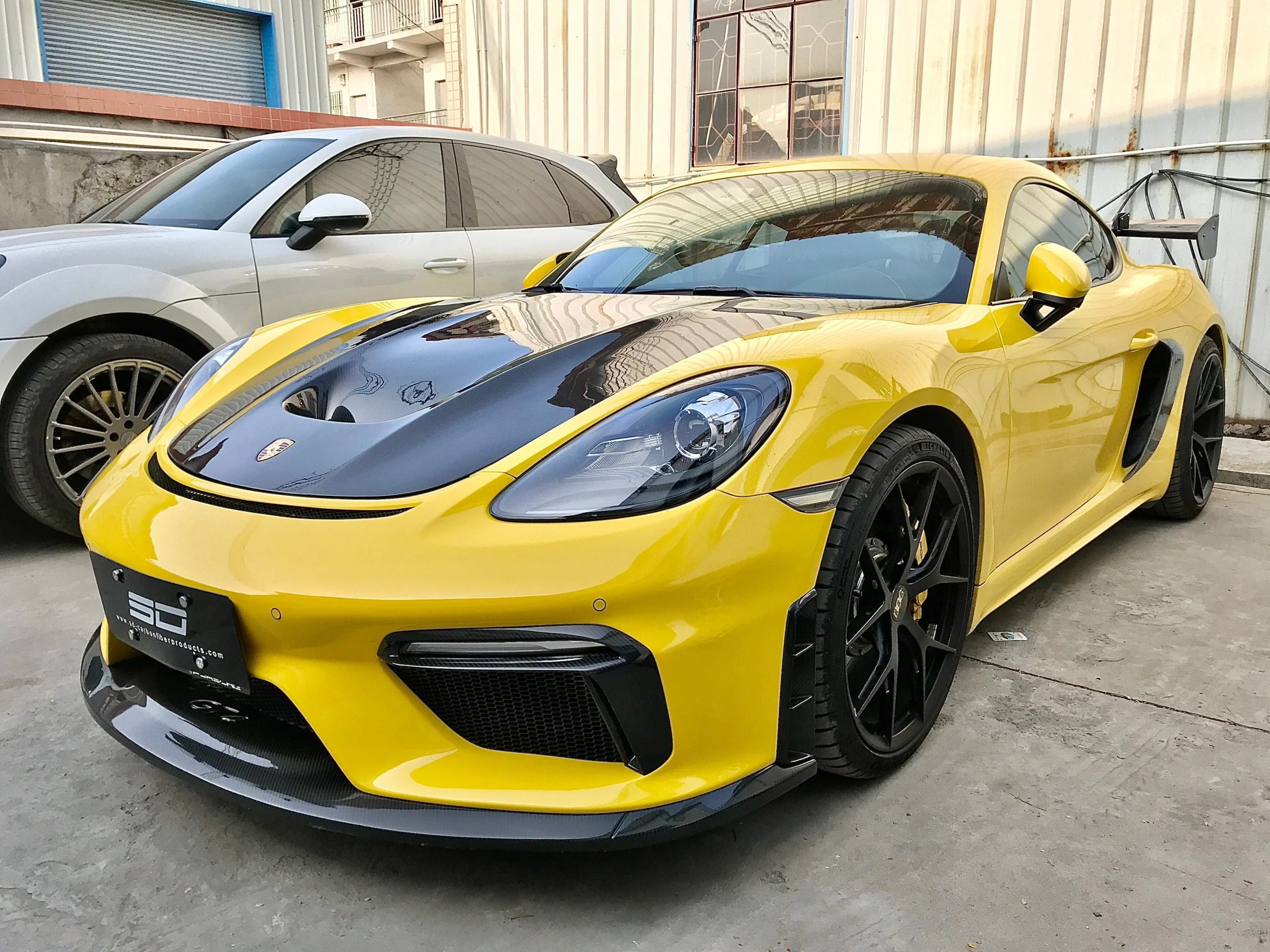 SD Carbon Design DRY Carbon Fiber Hood Bonnet For Porsche 911 991 / 718 Cayman Boxster - Image 4