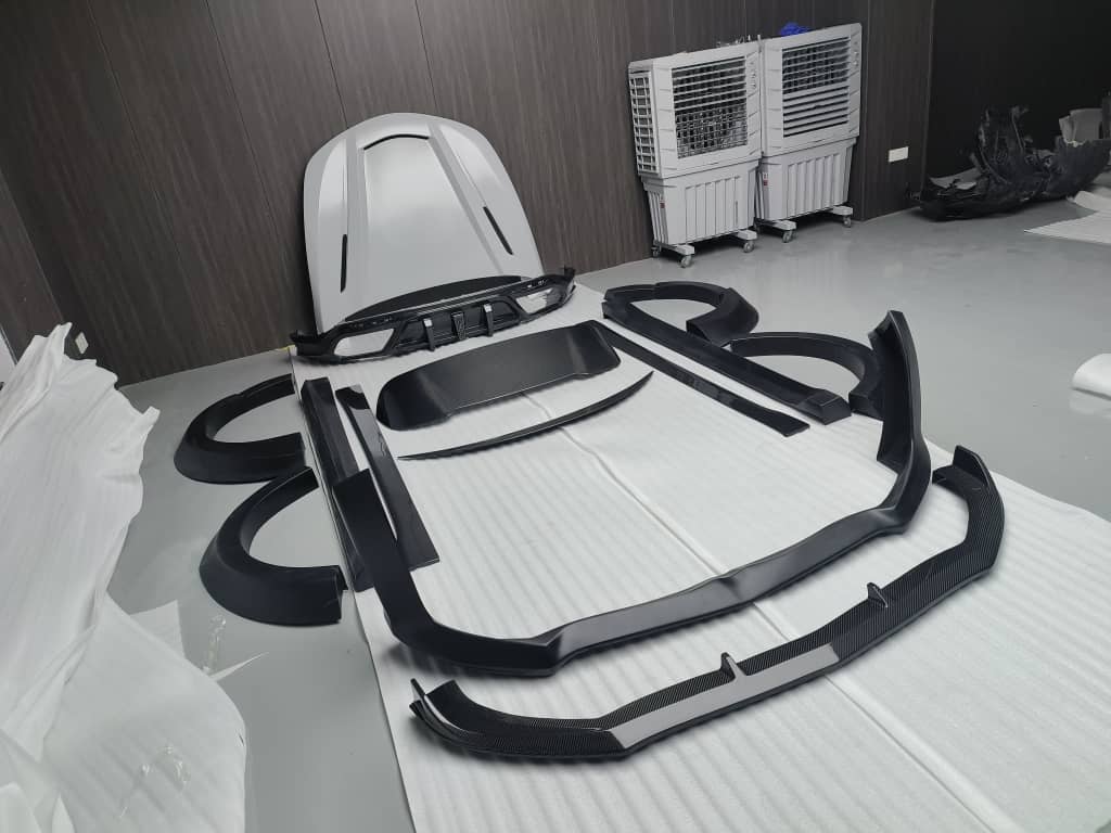 SD Carbon Partial Carbon Fiber Widebody Kit For Alfa Romeo Stelvio 2.0T - Image 24