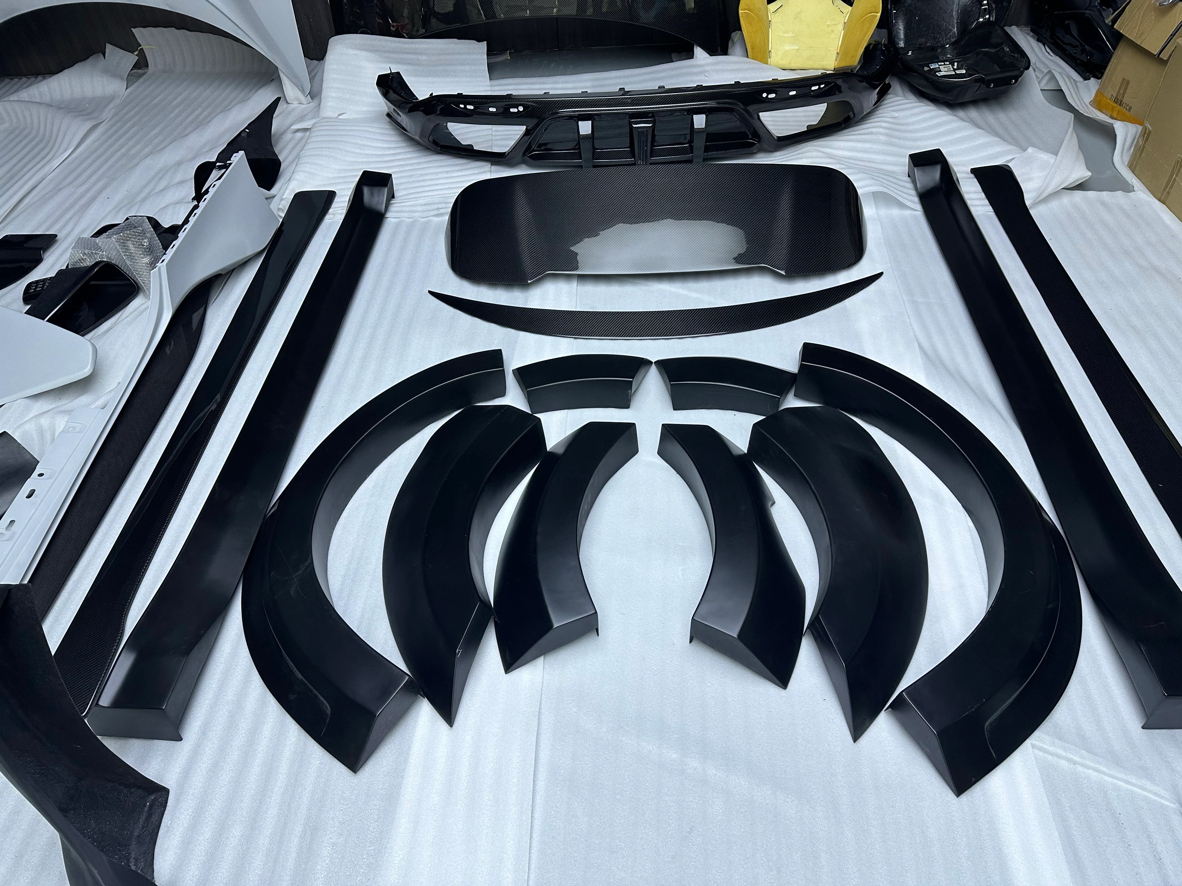 SD Carbon Partial Carbon Fiber Widebody Kit For Alfa Romeo Stelvio 2.0T - Image 49